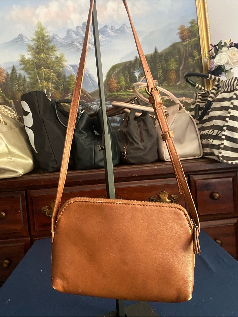 Universal Thread Camera Crossbody Bag - Cognac Brown - Everyday Staple